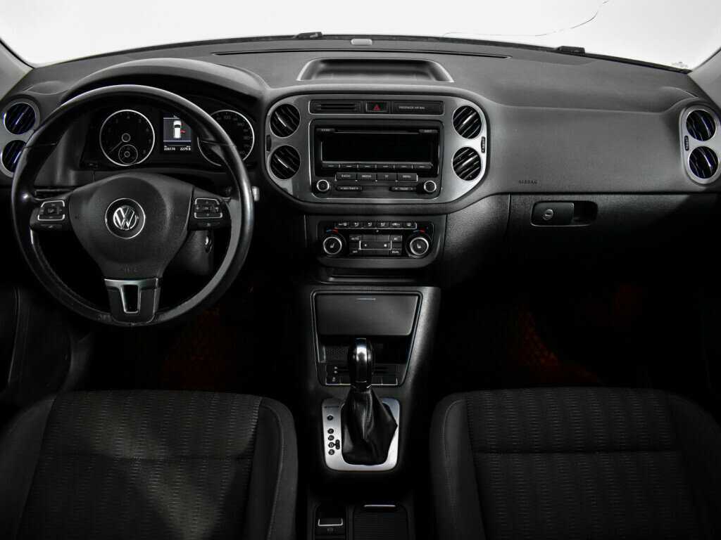 Volkswagen Tiguan с пробегом — 2012 год. Фото: #13