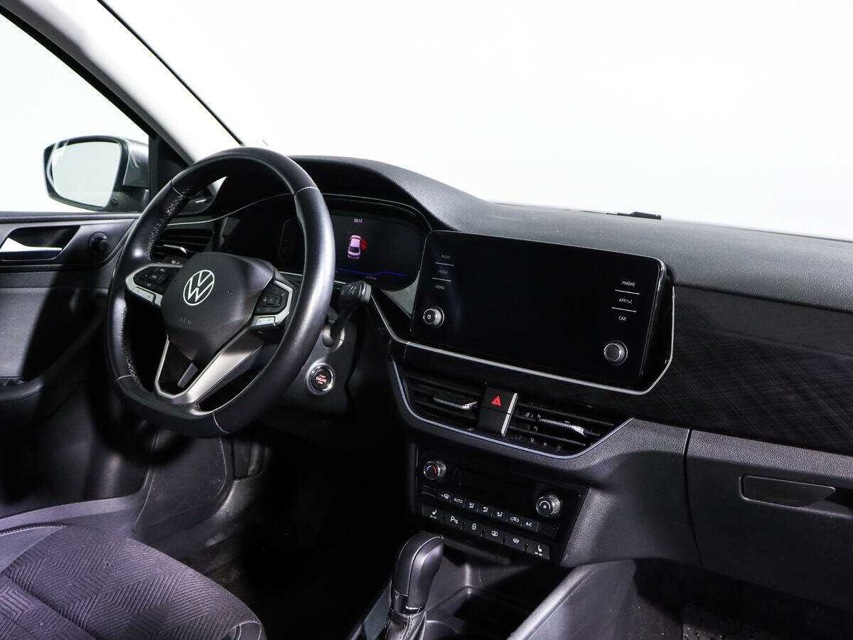 Volkswagen Polo с пробегом — 2020 год. Фото: #8