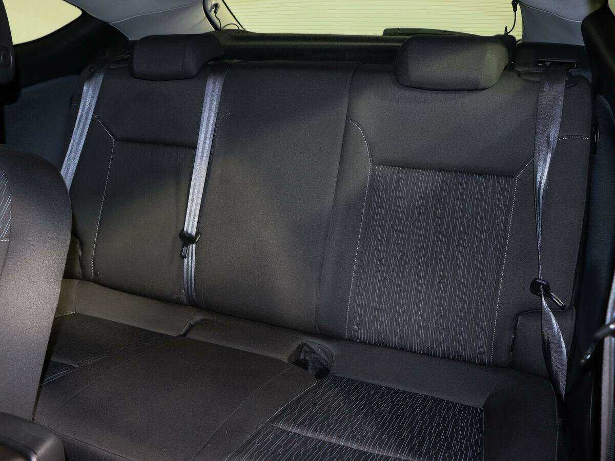 Opel Astra с пробегом — 2014 год. Фото: #9