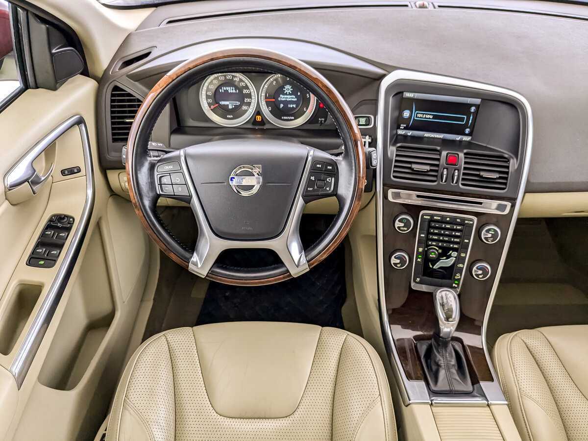 Volvo XC60 с пробегом — 2013 год. Фото: #25