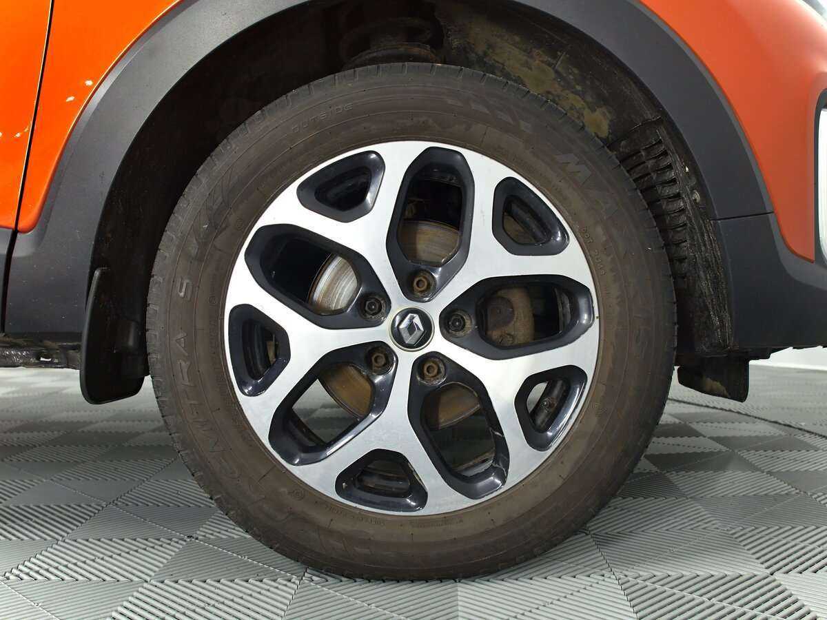 Renault Kaptur с пробегом — 2016 год. Фото: #8