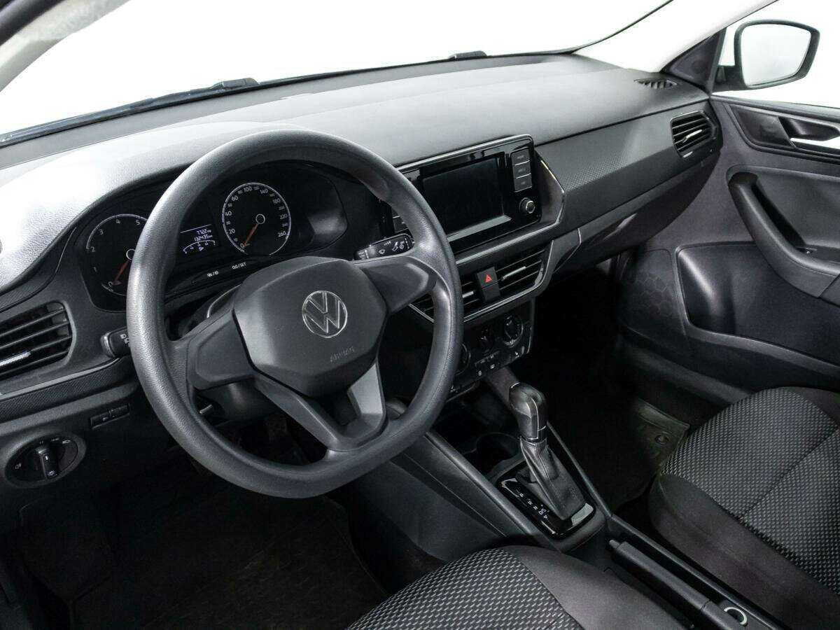 Volkswagen Polo с пробегом — 2021 год. Фото: #9