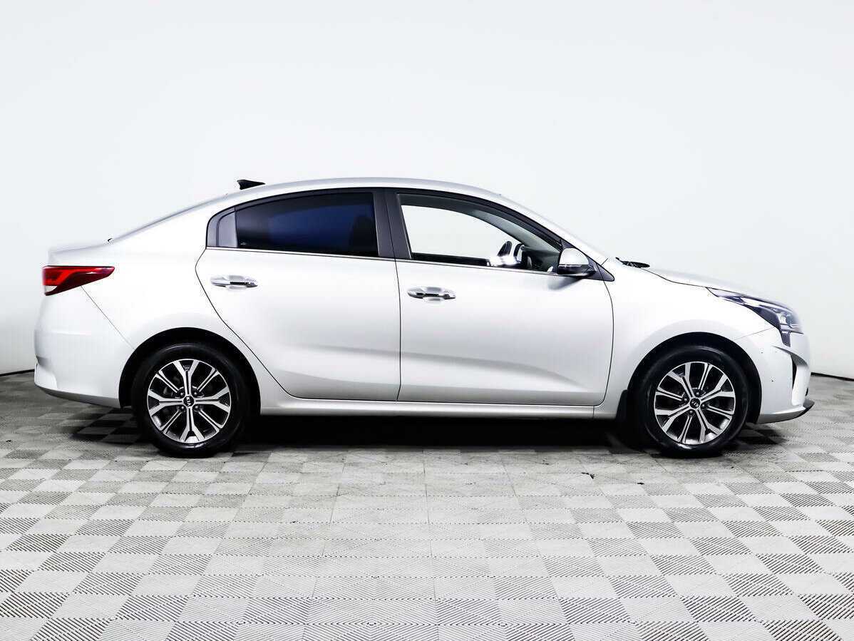Kia Rio с пробегом — 2021 год. Фото: #3