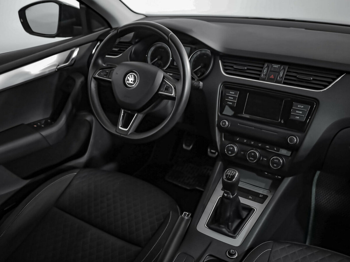 Skoda Octavia с пробегом — 2016 год. Фото: #6
