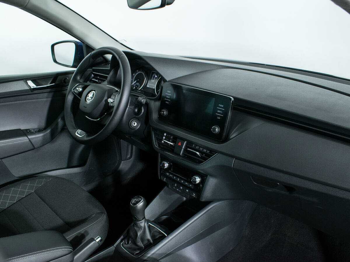Skoda Rapid с пробегом — 2022 год. Фото: #8