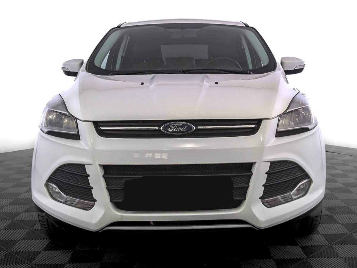 Ford Kuga с пробегом — 2016 год. Фото: #1