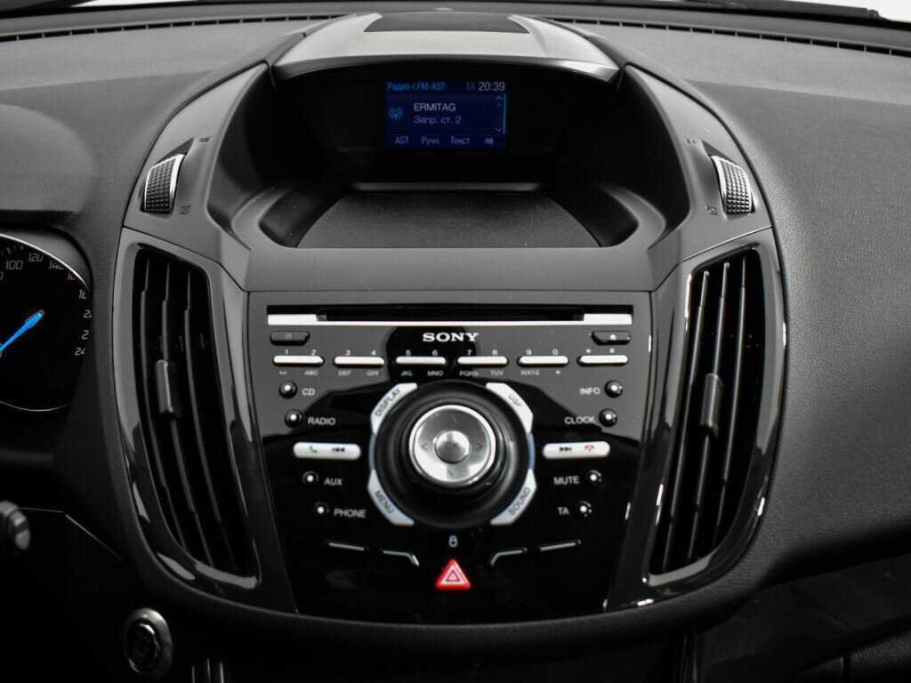 Ford Kuga с пробегом — 2016 год. Фото: #13