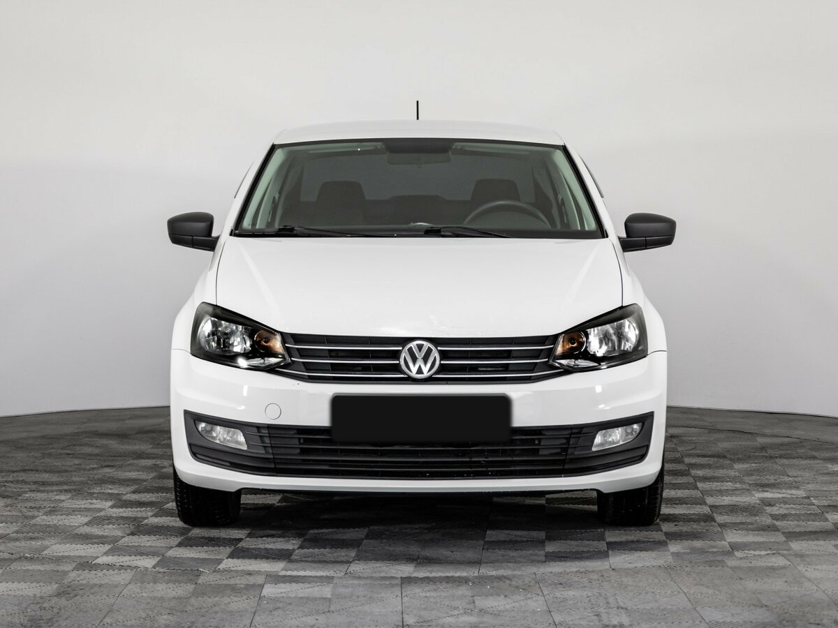 Volkswagen Polo с пробегом — 2016 год. Фото: #1