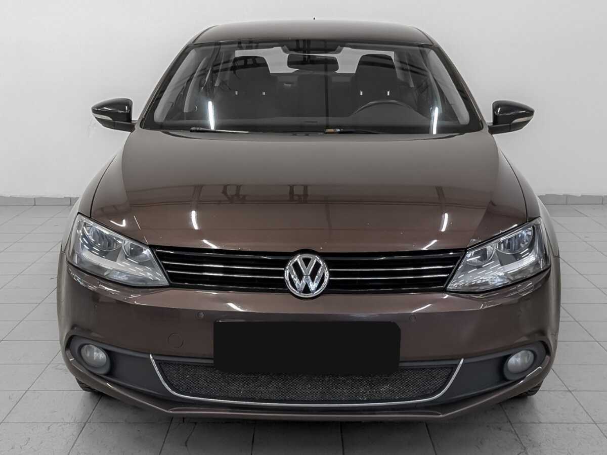 Volkswagen Jetta с пробегом — 2014 год. Фото: #1