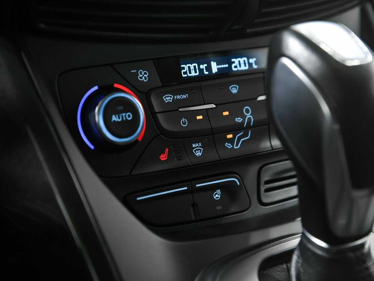 Ford Kuga с пробегом — 2018 год. Фото: #9