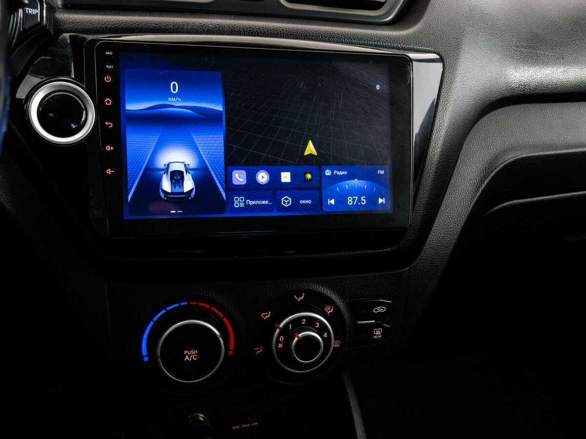 Kia Rio с пробегом — 2014 год. Фото: #10