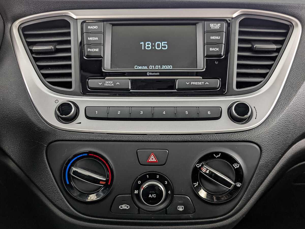 Hyundai Solaris с пробегом — 2017 год. Фото: #14