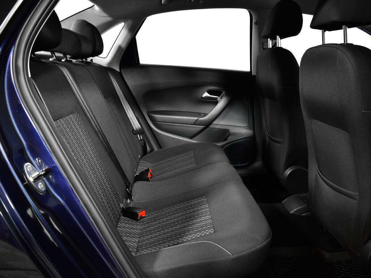 Volkswagen Polo с пробегом — 2016 год. Фото: #8