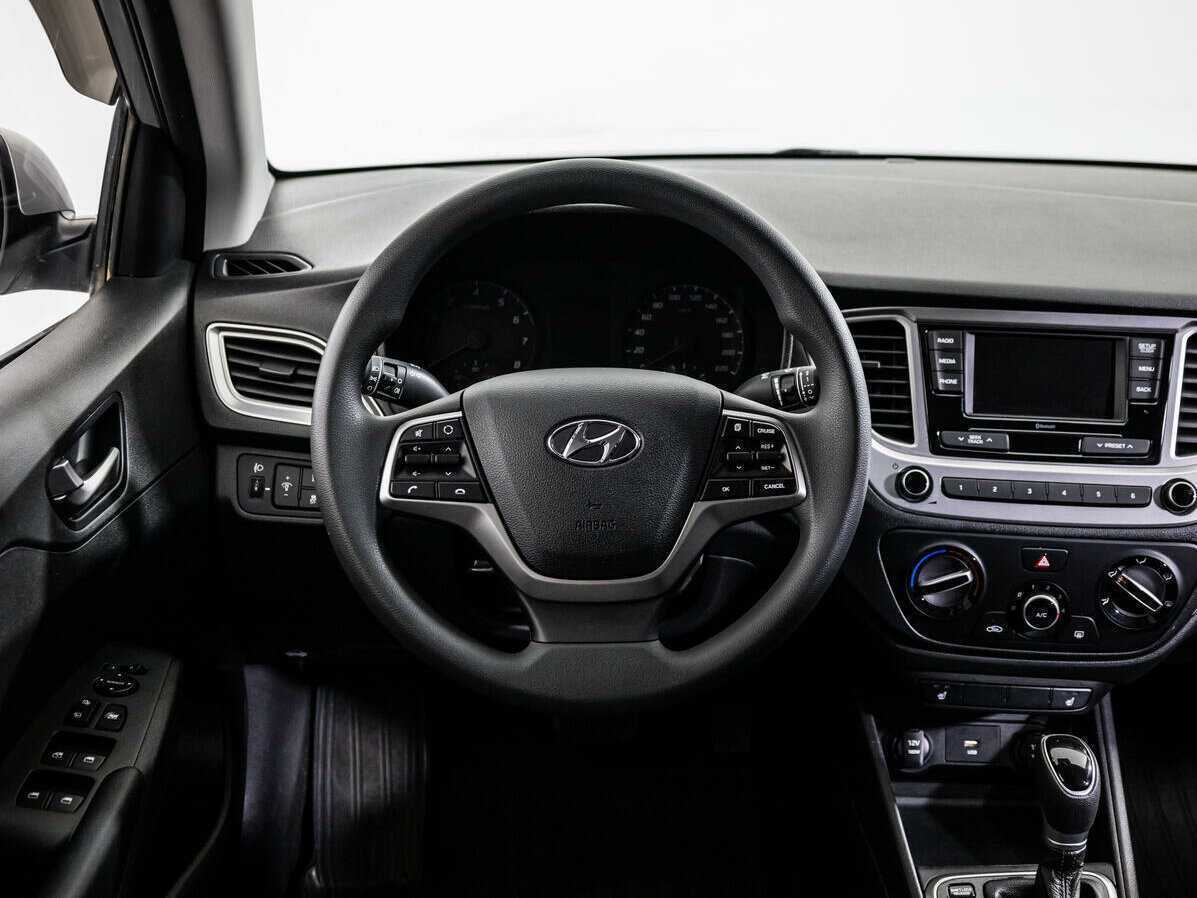 Hyundai Solaris с пробегом — 2022 год. Фото: #14