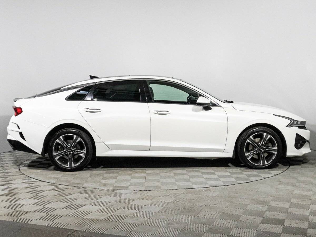 Kia K5 с пробегом — 2021 год. Фото: #3