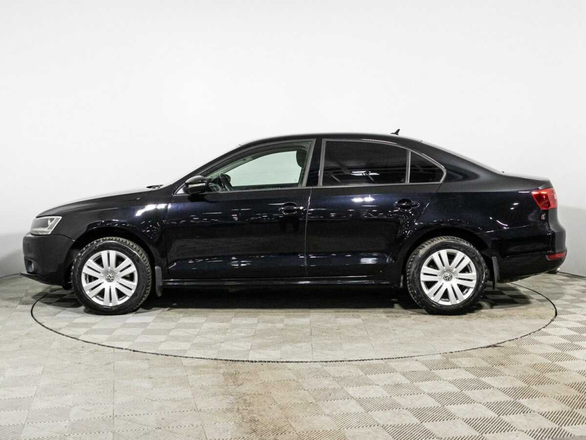Volkswagen Jetta с пробегом — 2012 год. Фото: #7
