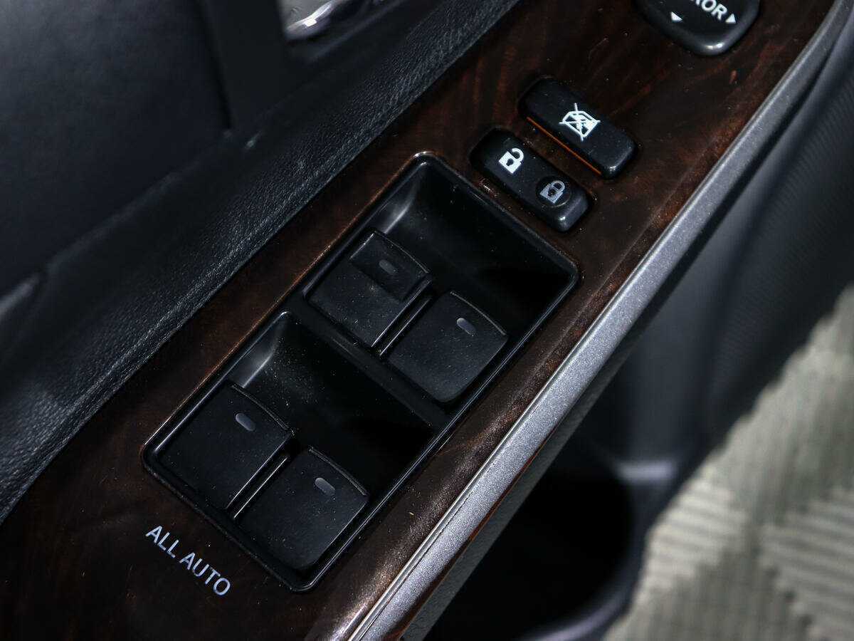 Toyota Camry с пробегом — 2016 год. Фото: #16