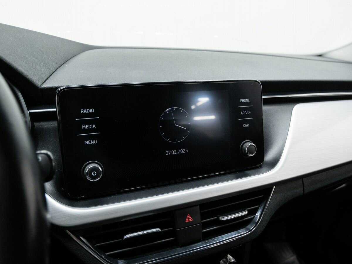 Skoda Rapid с пробегом — 2020 год. Фото: #18