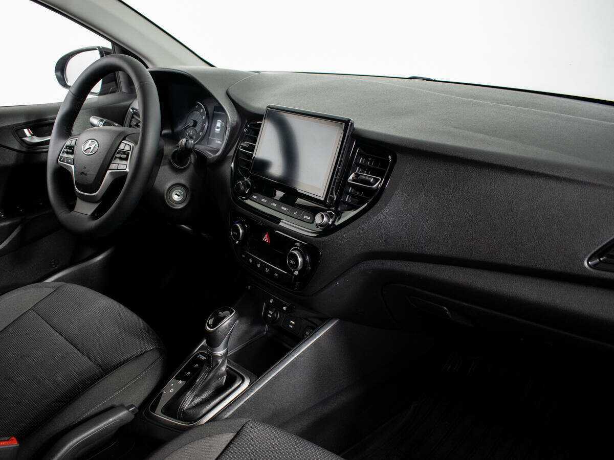 Hyundai Solaris с пробегом — 2021 год. Фото: #8