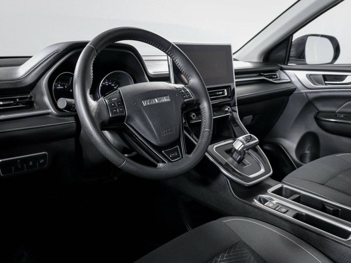 Haval M6 с пробегом — 2024 год. Фото: #13