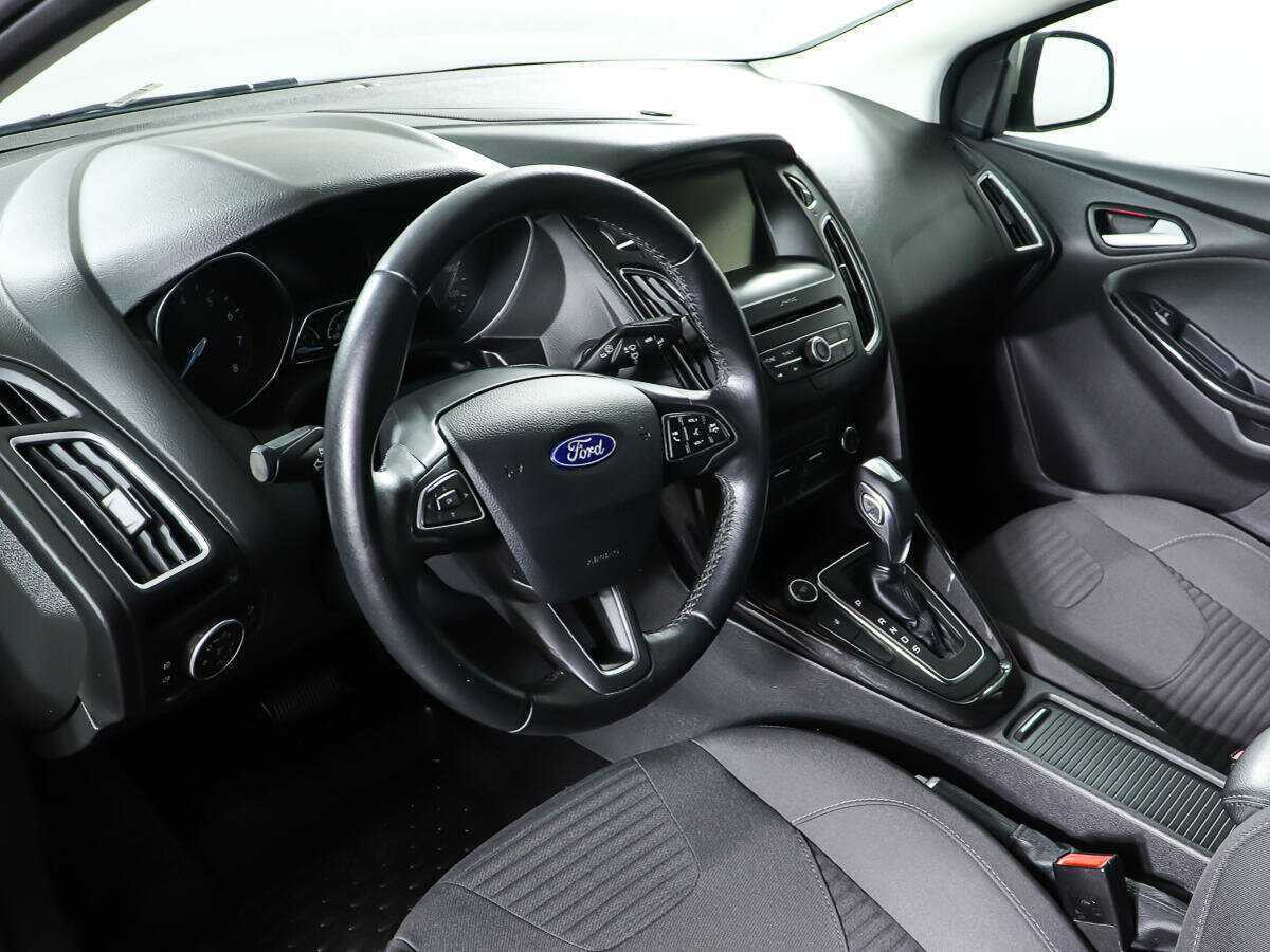 Ford Focus с пробегом — 2016 год. Фото: #11