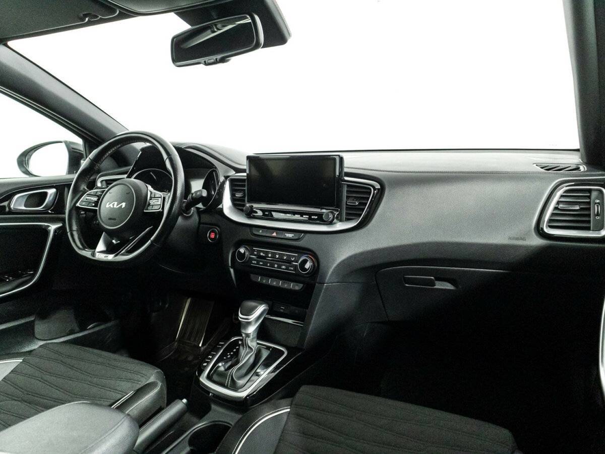 Kia Ceed с пробегом — 2021 год. Фото: #9