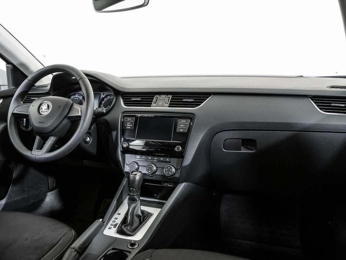 Skoda Octavia с пробегом — 2018 год. Фото: #8