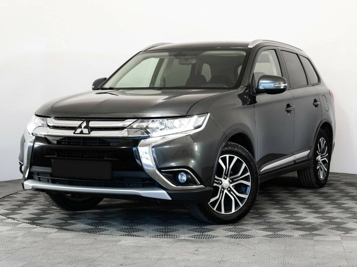 Mitsubishi Outlander с пробегом — 2018 год. Посмотреть фото