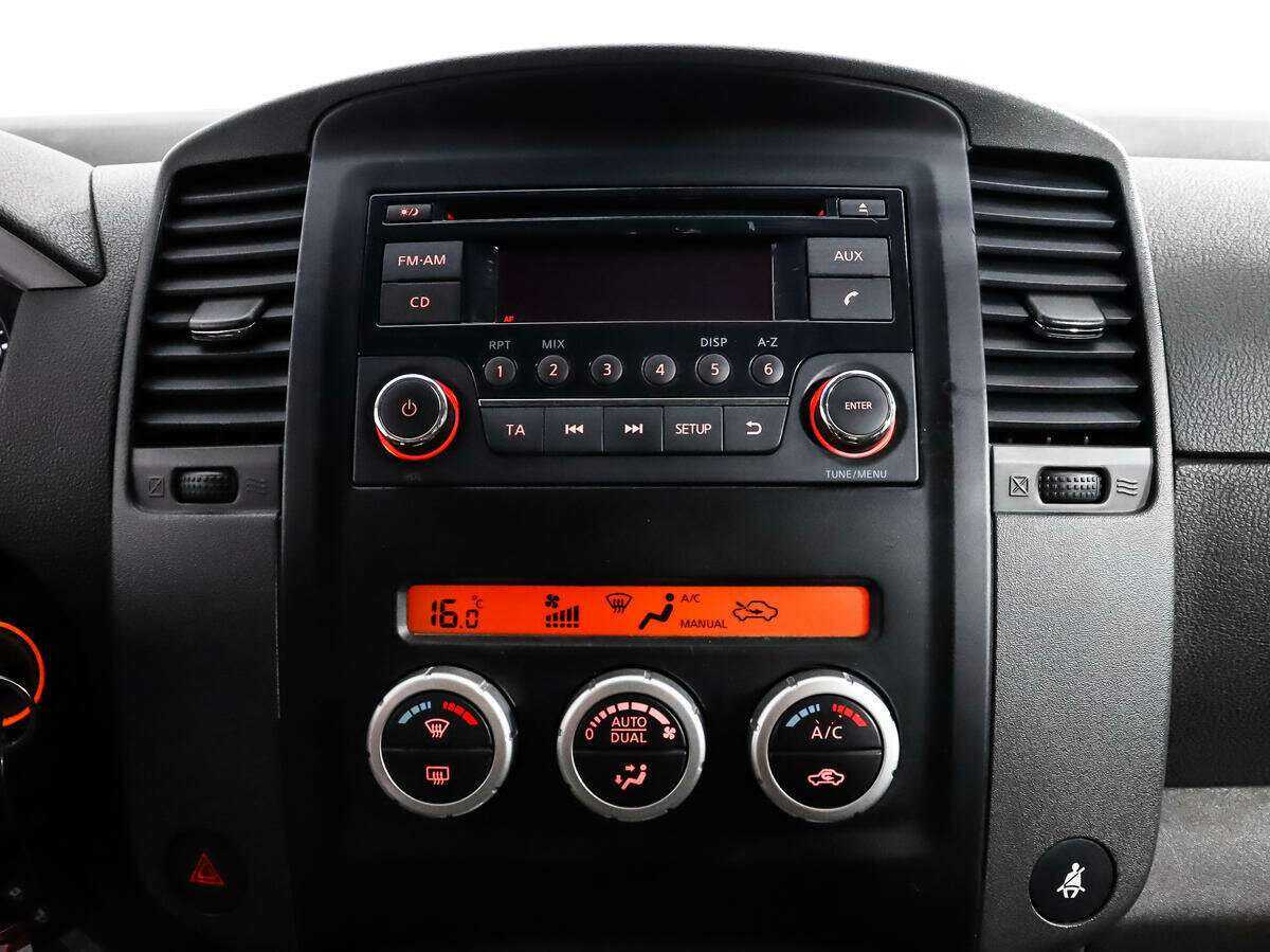 Nissan Pathfinder с пробегом — 2012 год. Фото: #13