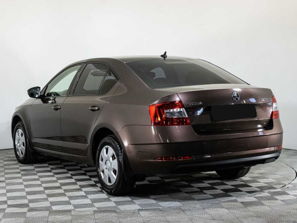 Skoda Octavia с пробегом — 2020 год. Фото: #5