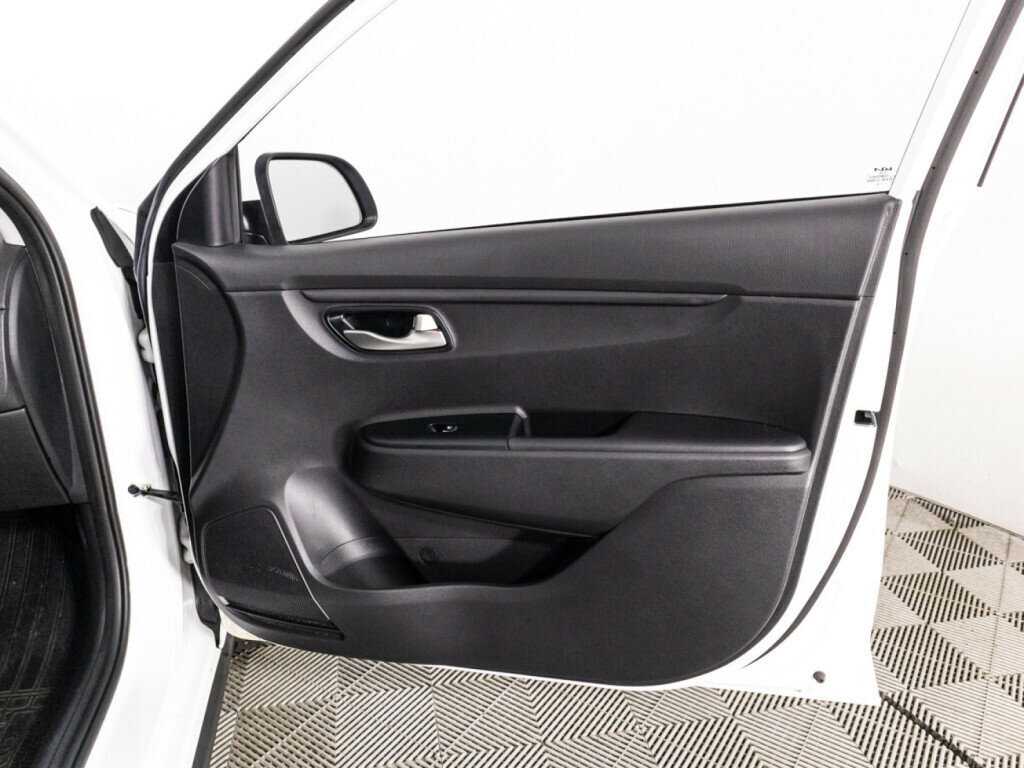 Kia Rio с пробегом — 2022 год. Фото: #27