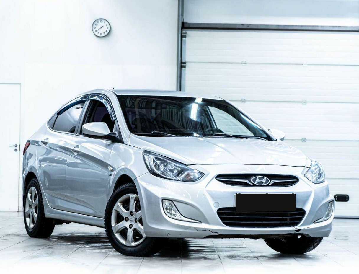 Hyundai Solaris с пробегом — 2013 год. Посмотреть фото