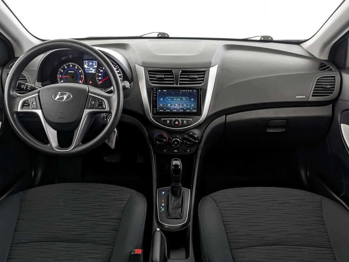 Hyundai Solaris с пробегом — 2016 год. Фото: #8