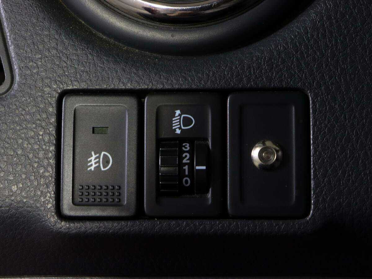 Suzuki SX4 с пробегом — 2013 год. Фото: #13