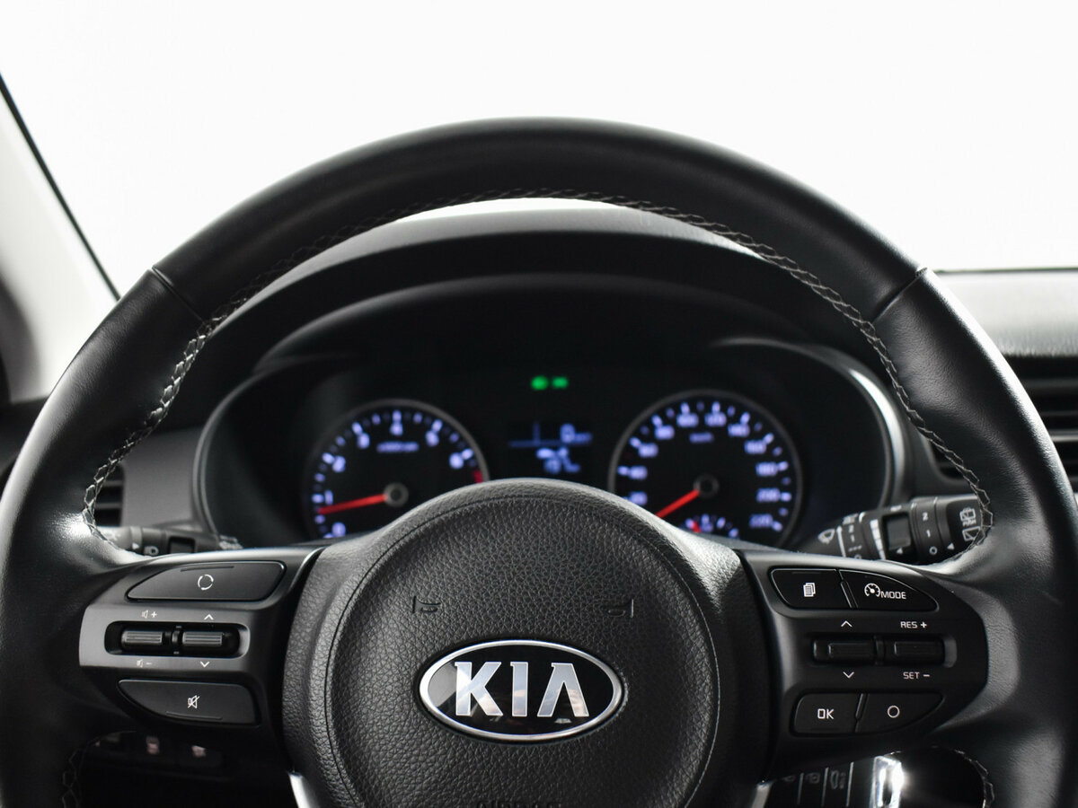 Kia Rio с пробегом — 2020 год. Фото: #13