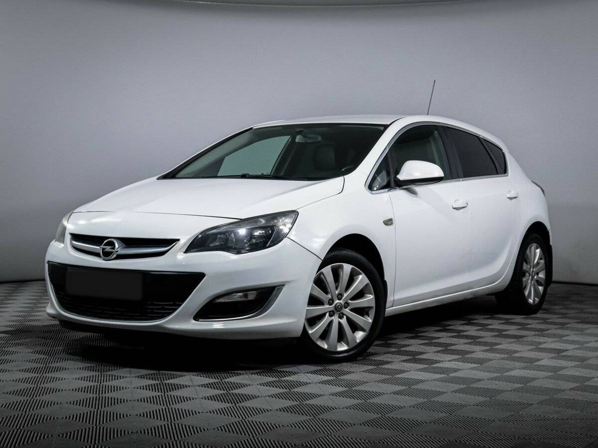 Opel Astra с пробегом — 2014 год. Посмотреть фото
