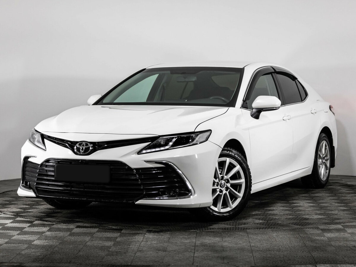 Toyota Camry с пробегом — 2021 год. Посмотреть фото