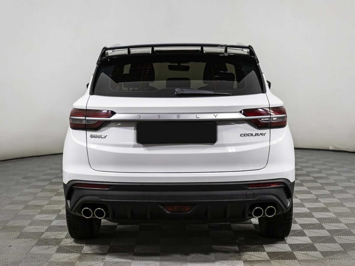 Geely Coolray с пробегом — 2022 год. Фото: #4