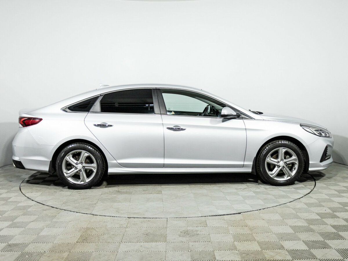 Hyundai Sonata с пробегом — 2018 год. Фото: #3
