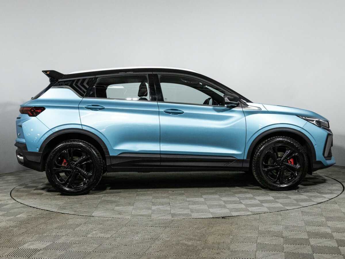 Geely Coolray с пробегом — 2023 год. Фото: #3