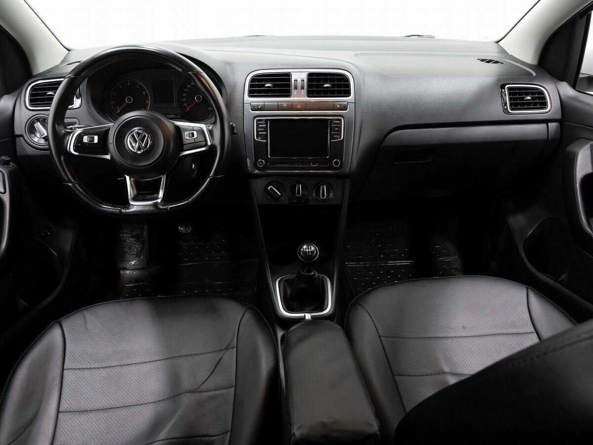 Volkswagen Polo с пробегом — 2020 год. Фото: #13