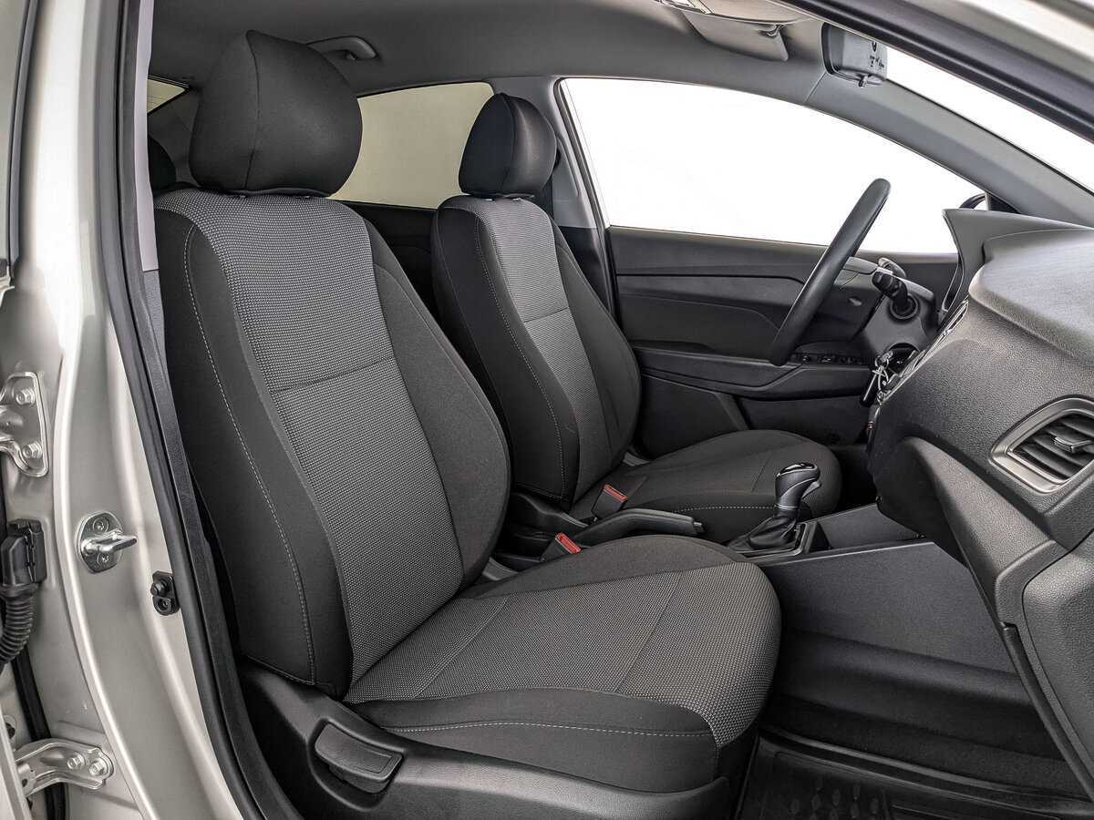 Hyundai Solaris с пробегом — 2019 год. Фото: #21