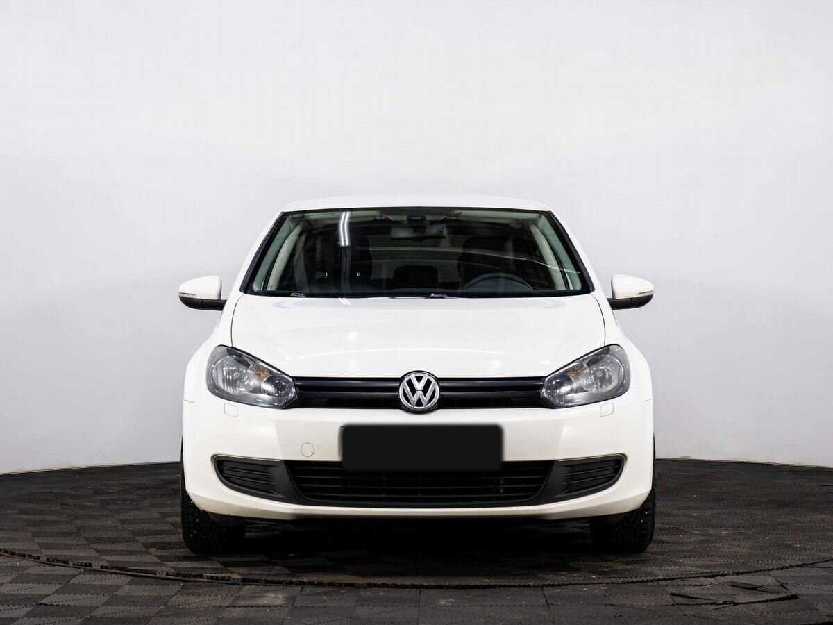 Volkswagen Golf с пробегом — 2012 год. Фото: #1