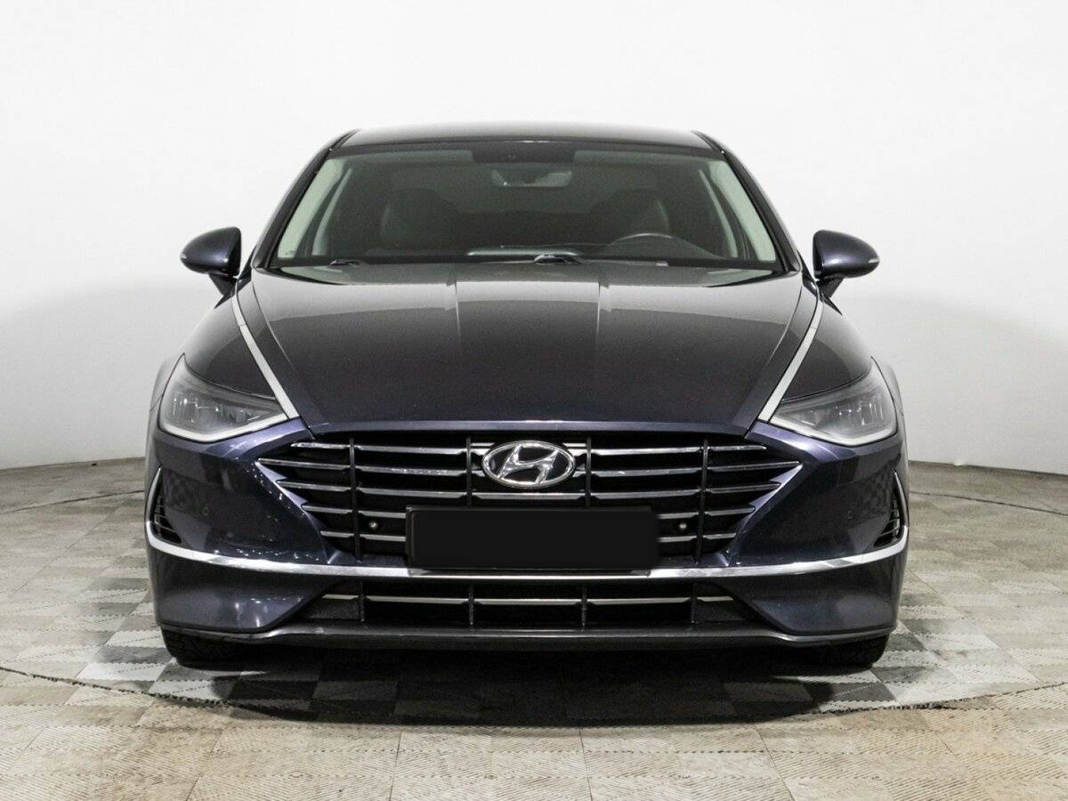 Hyundai Sonata с пробегом — 2020 год. Фото: #1