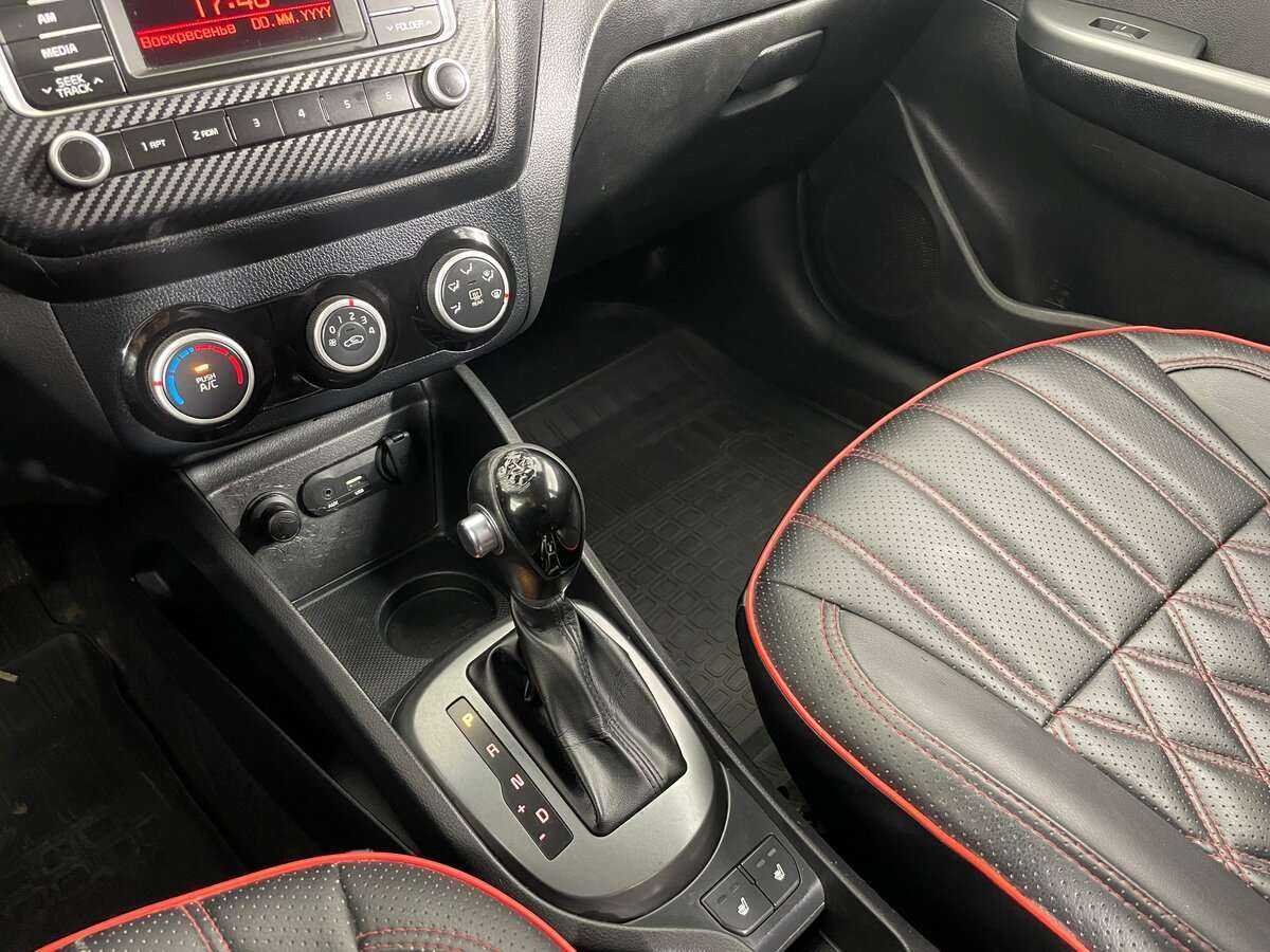 Kia Rio с пробегом — 2015 год. Фото: #12