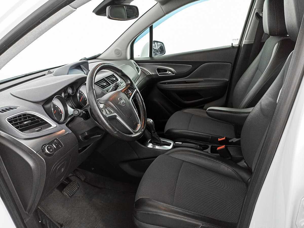 Opel Mokka с пробегом — 2012 год. Фото: #14
