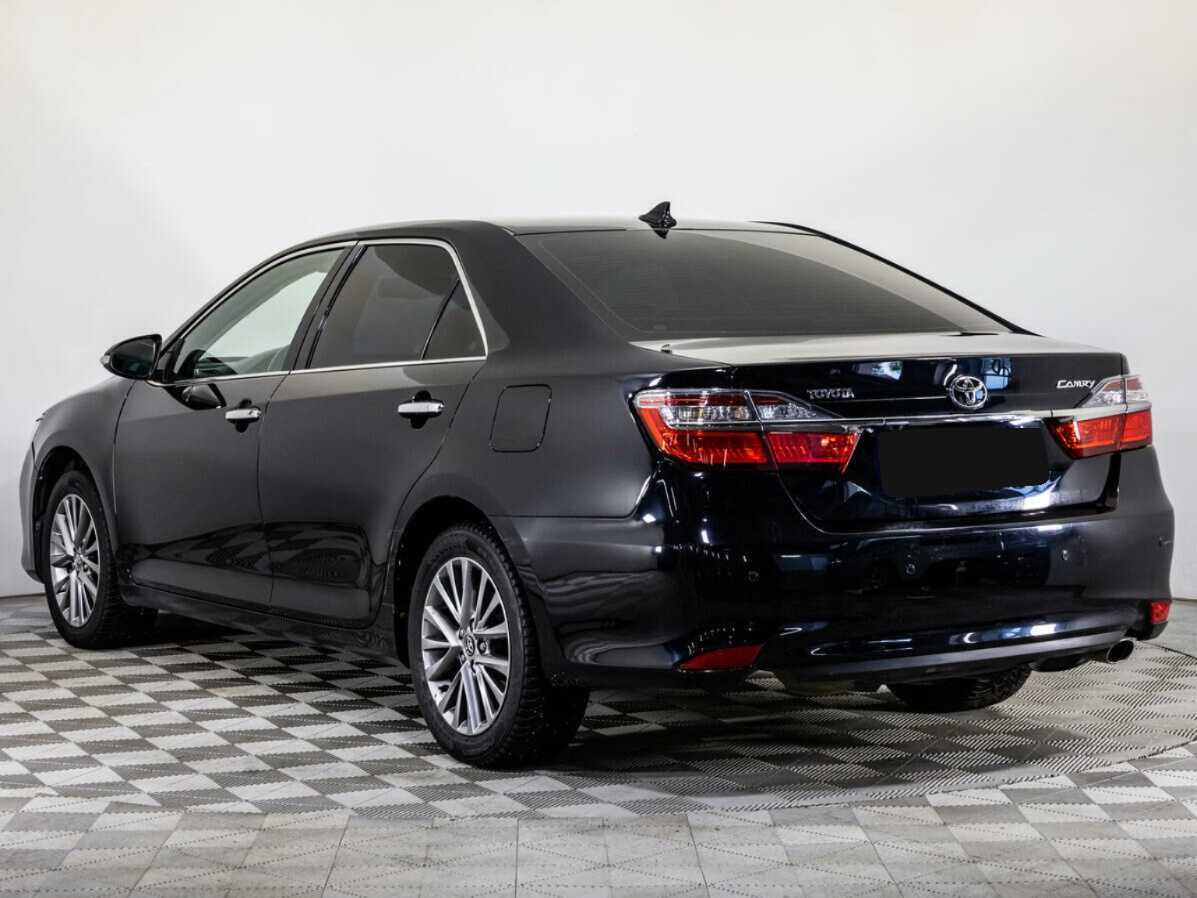 Toyota Camry с пробегом — 2016 год. Фото: #5