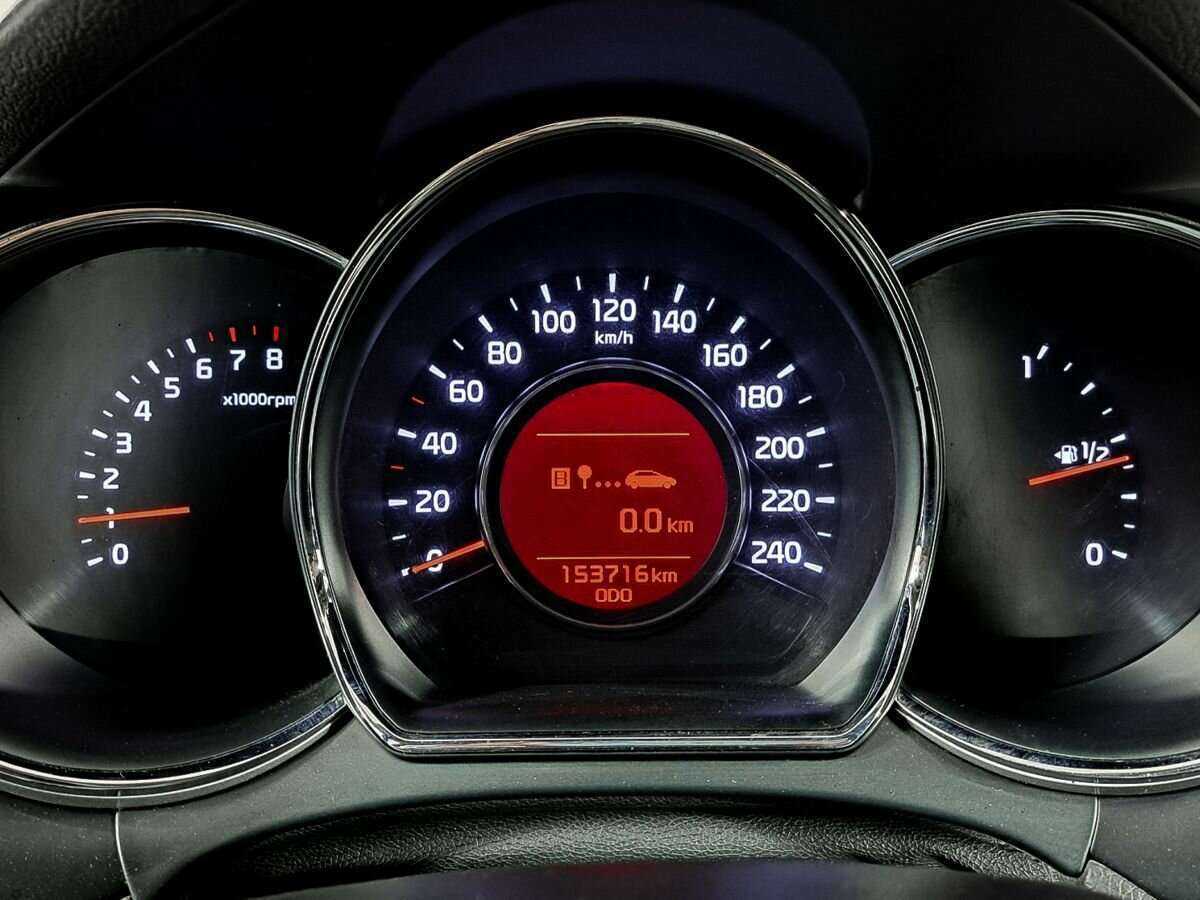 Kia Ceed с пробегом — 2015 год. Фото: #10