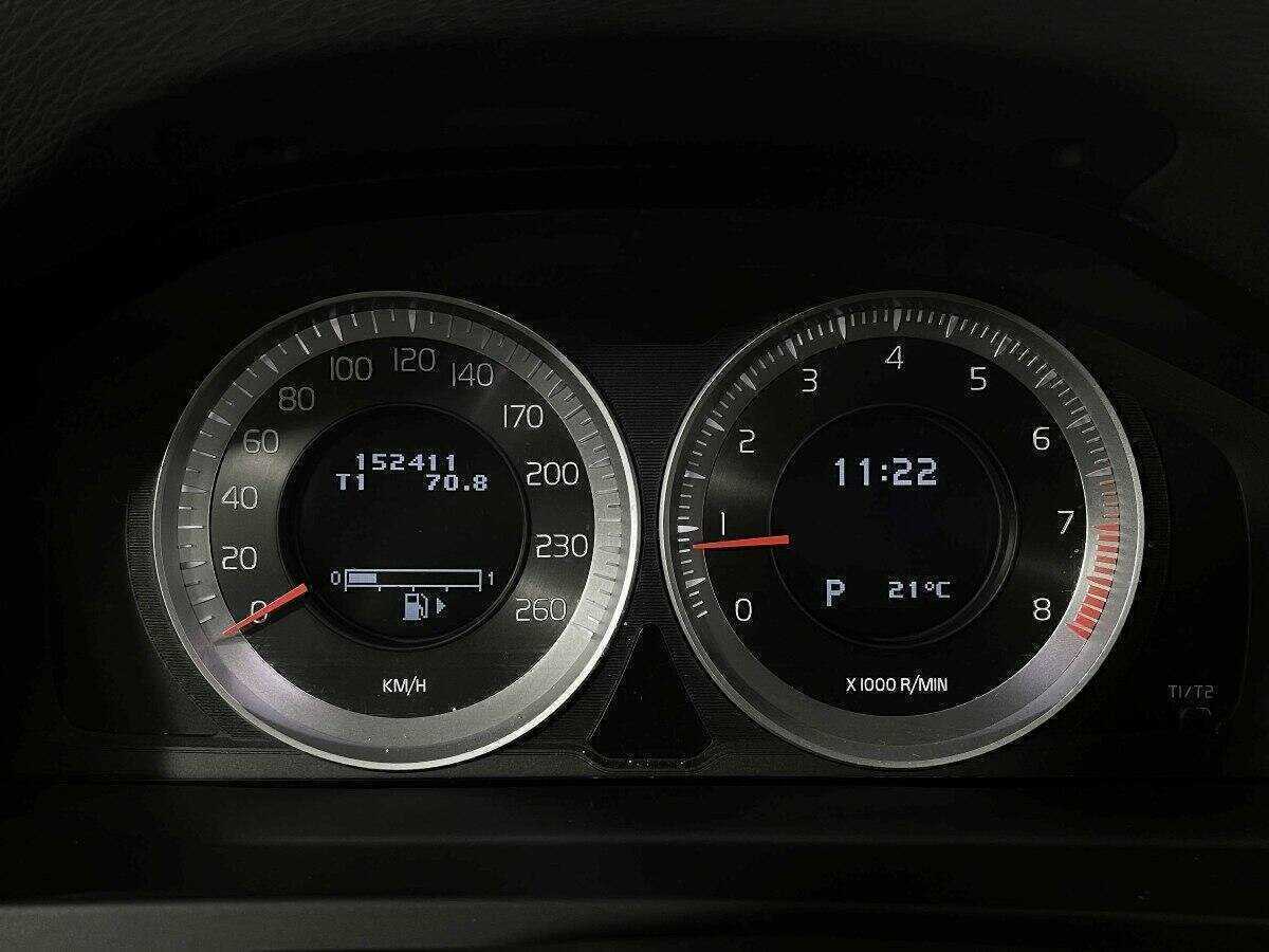 Volvo S60 с пробегом — 2012 год. Фото: #10