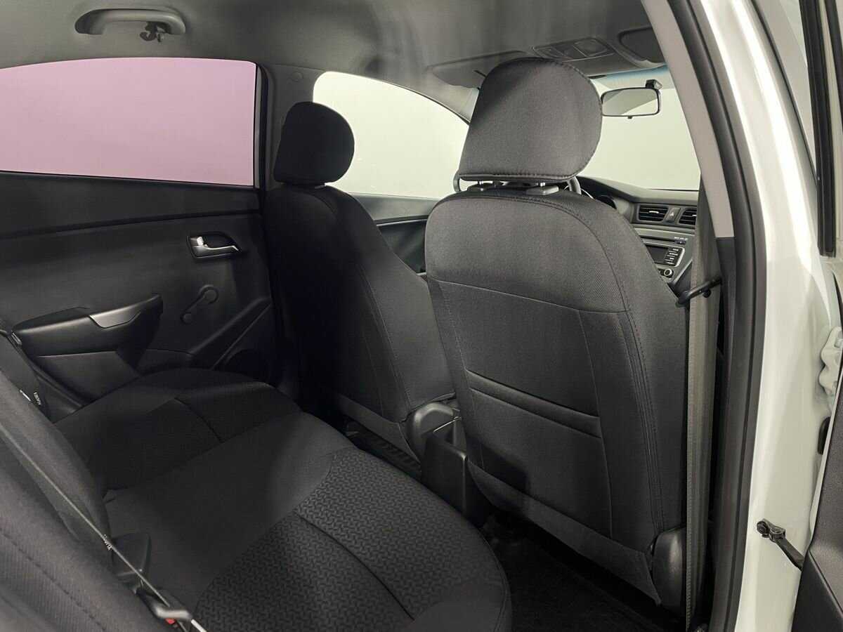 Kia Rio с пробегом — 2016 год. Фото: #14